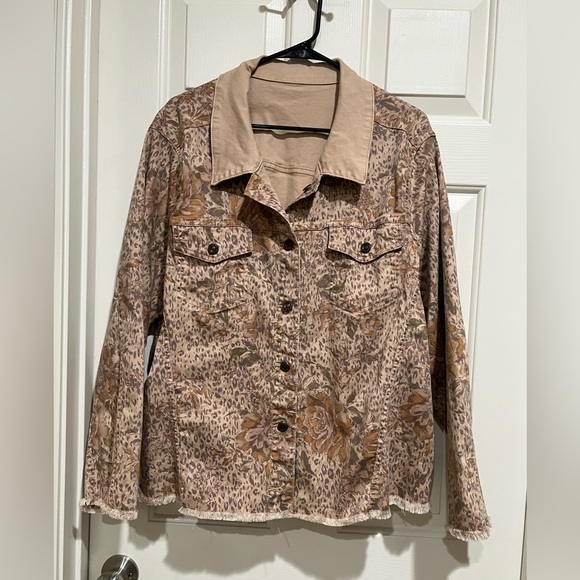 DG2 by Diane Gilman Jackets & Blazers - DIANE GILMAN Floral Leopard Print Button-Up Jacket in Taupe and Beige SZ 3X